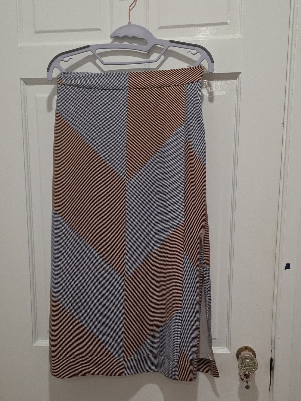 MM. LaFleur Chevron Midi Skirt in Brown and Gray. A-line Skirt. Size 2.